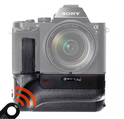 Батарейный блок-ручка на Sony A7/A7S/A7R + пульт